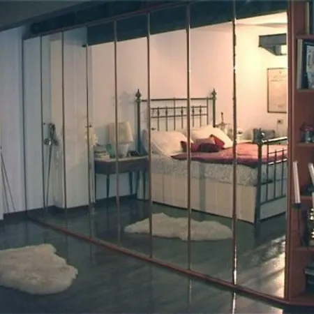 Loftgarden Navigliogrande Milan